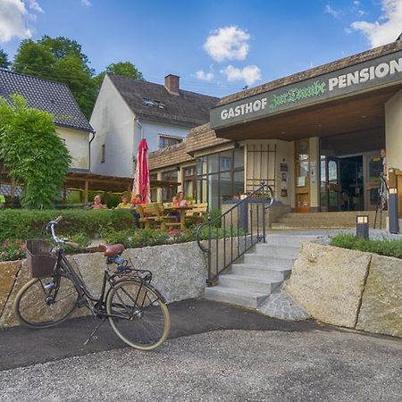 Gasthof Zur Traube Grein Buitenkant foto