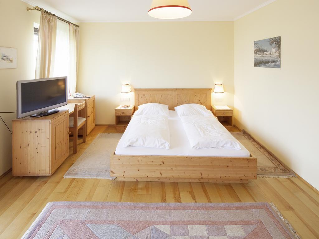 Gasthof Zur Traube Grein Kamer foto
